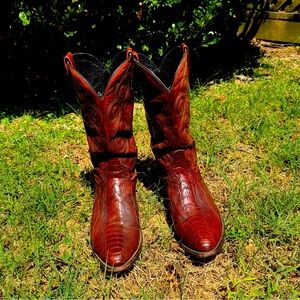 Dan Post size 10.5 D ostrich leg western boots. $100